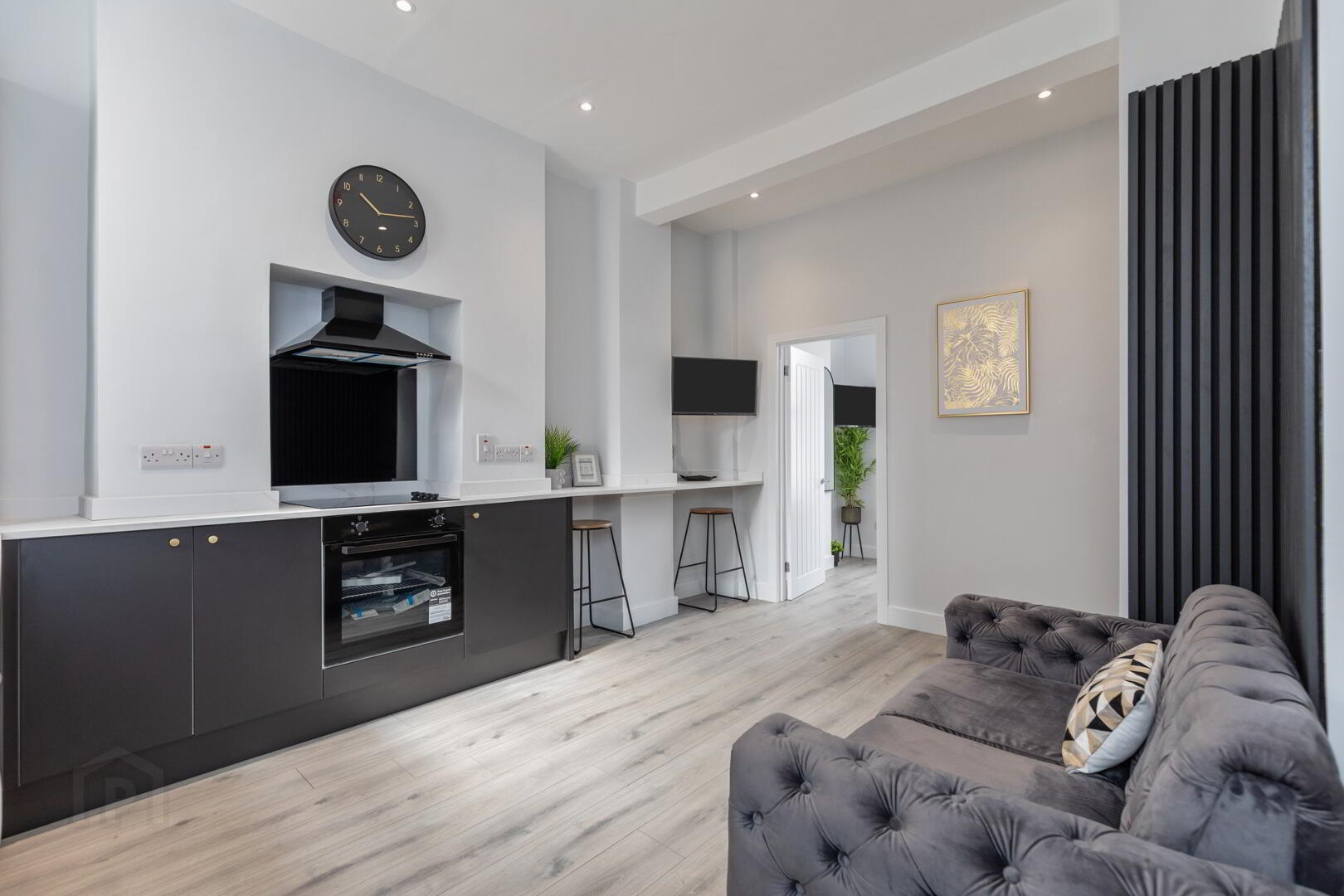 Unit 1, 47 Castlereagh Street 7 of 23
