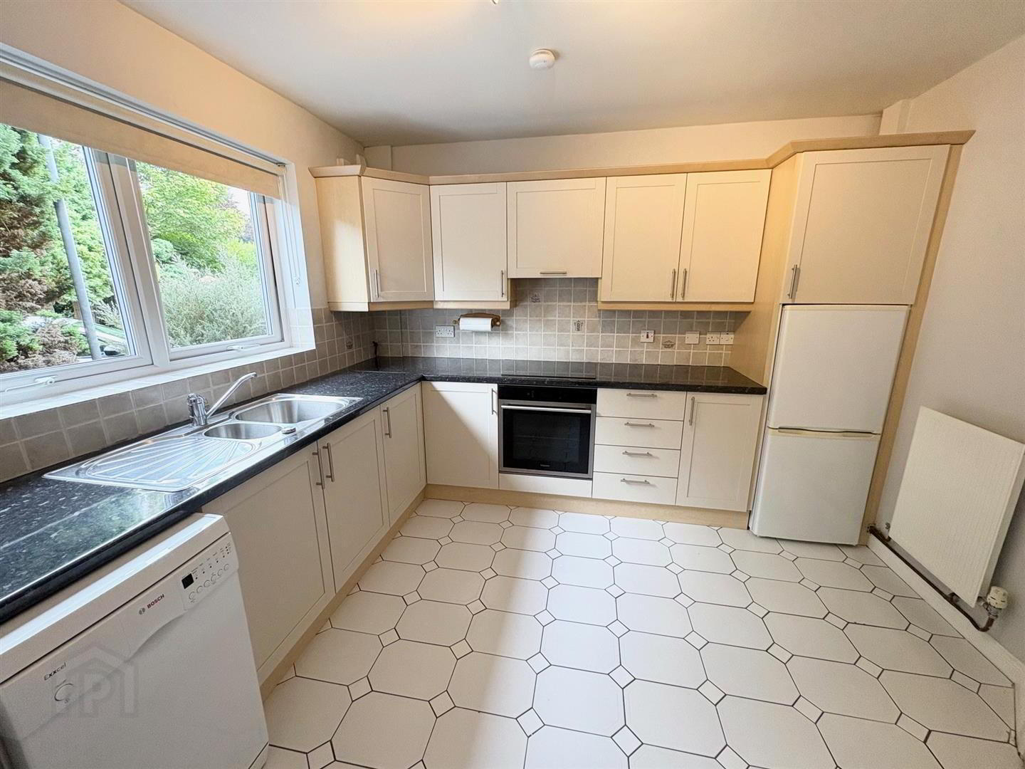 5 Stormont Court 5 of 13