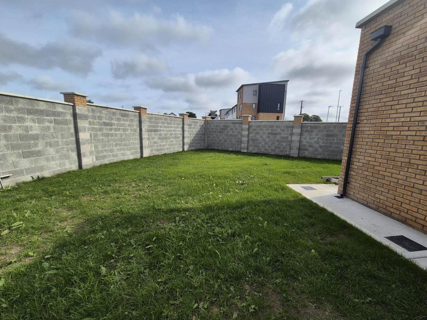 property description image