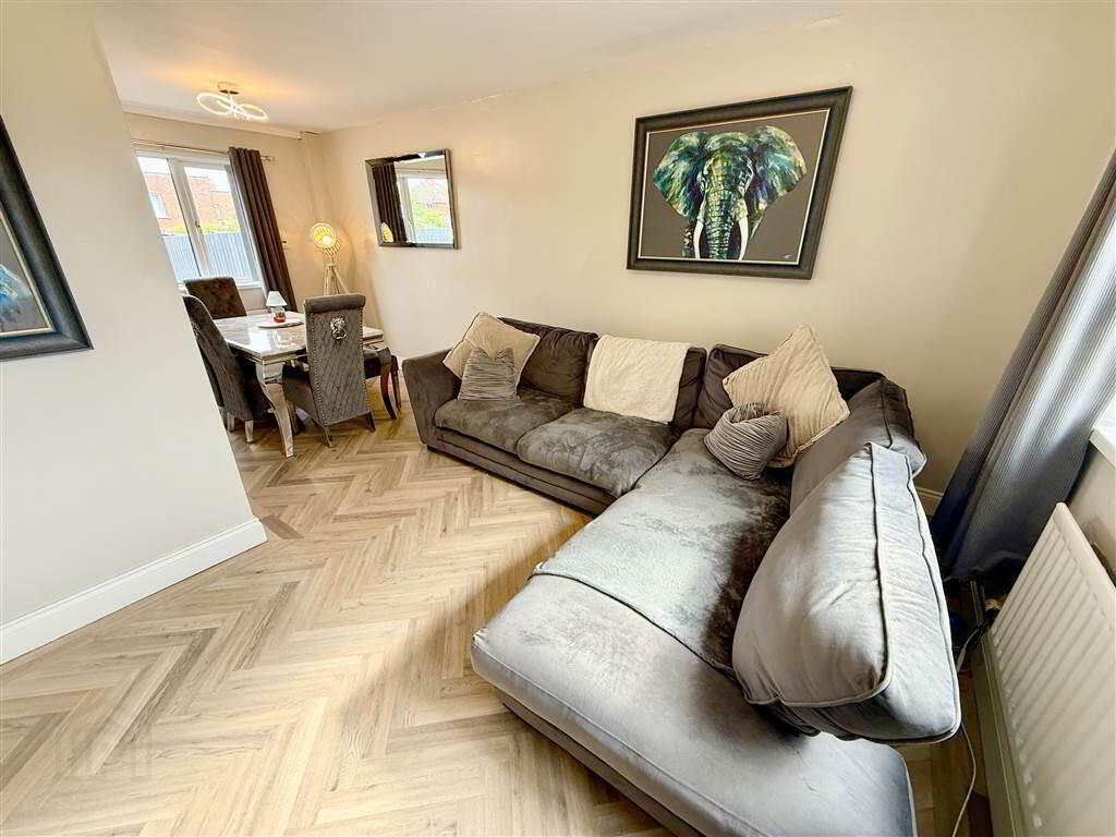 20 Lissan Close 4 of 14