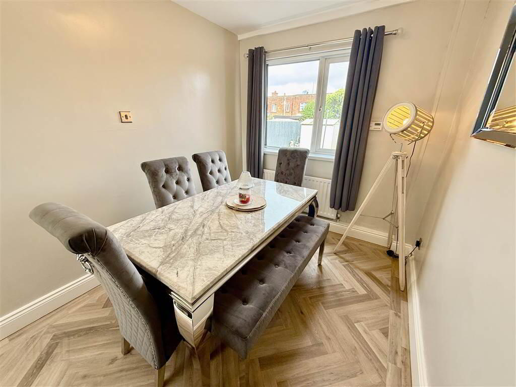 20 Lissan Close 6 of 14
