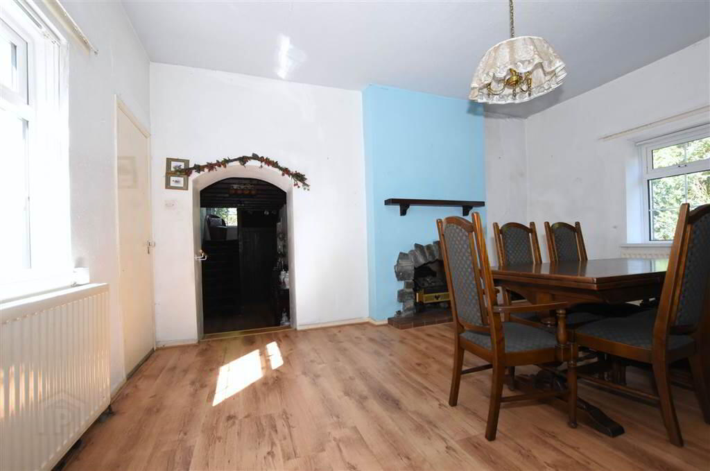 C House, Outbuildings Set On Six Acres, 10 Kilbright Road 14 of 40