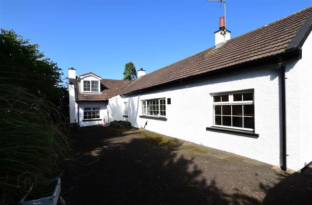 C House, Outbuildings Set On Six Acres, 10 Kilbright Road 26 of 40