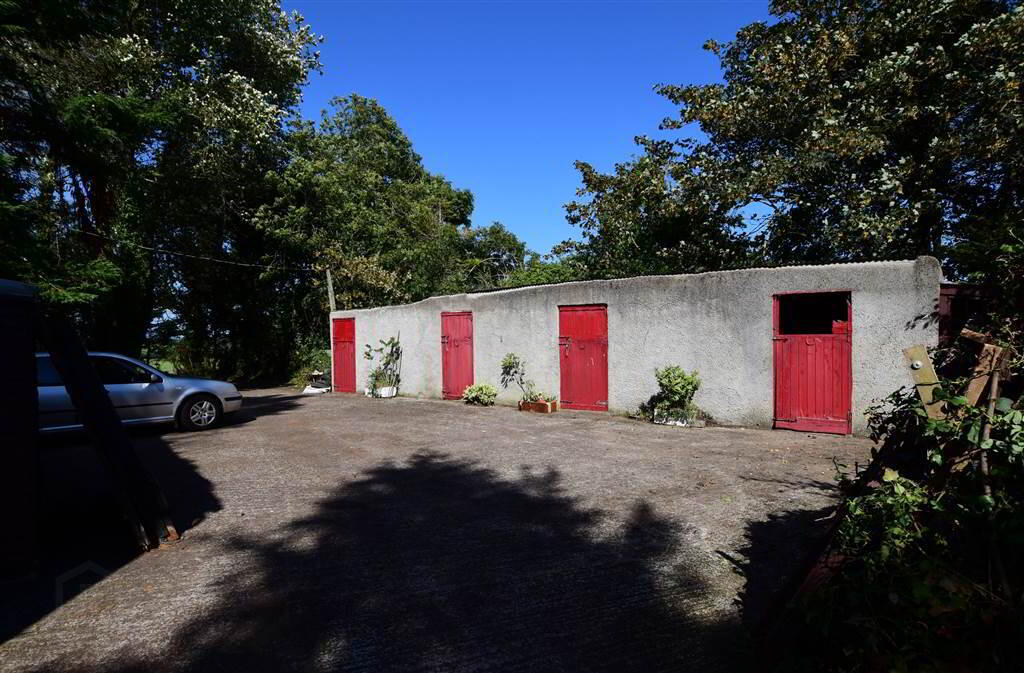 C House, Outbuildings Set On Six Acres, 10 Kilbright Road 31 of 40