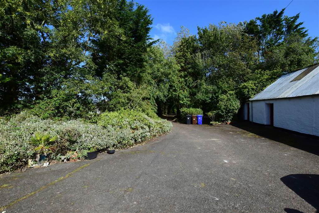 C House, Outbuildings Set On Six Acres, 10 Kilbright Road 34 of 40