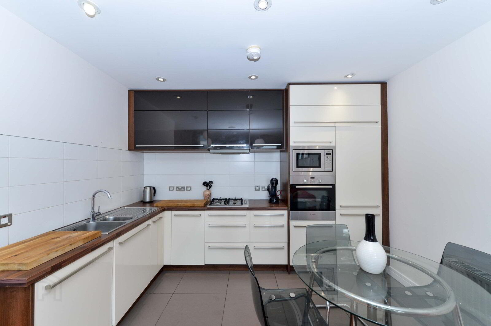Apartment 9.38 The Arc 2i Queens Road 7 of 16