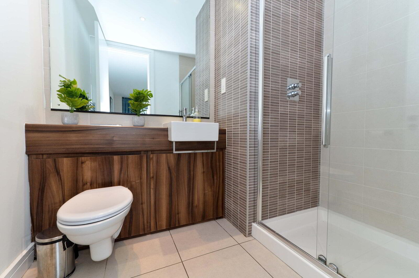 Apartment 9.38 The Arc 2i Queens Road 11 of 16