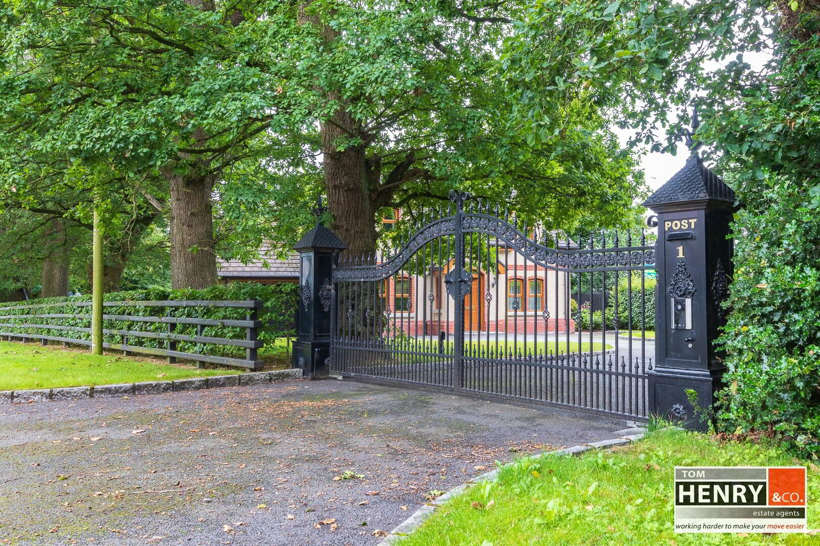 1 Old Moy Road 2 of 48