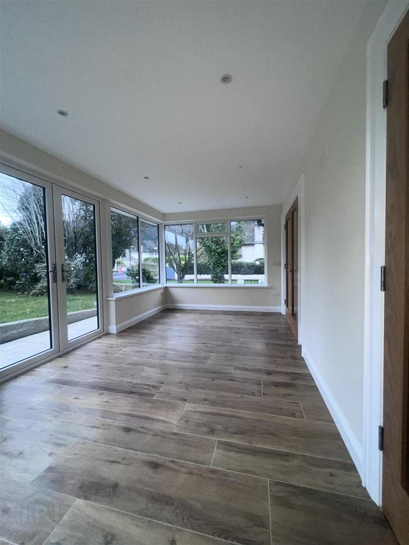 1a Slievecorragh Avenue 4 of 16