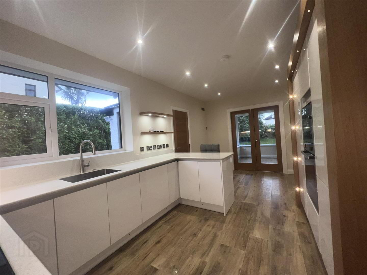 1a Slievecorragh Avenue 6 of 16