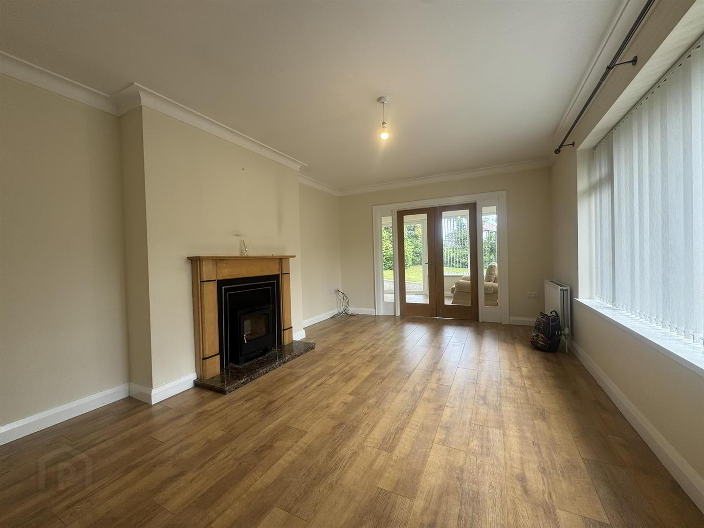property description image