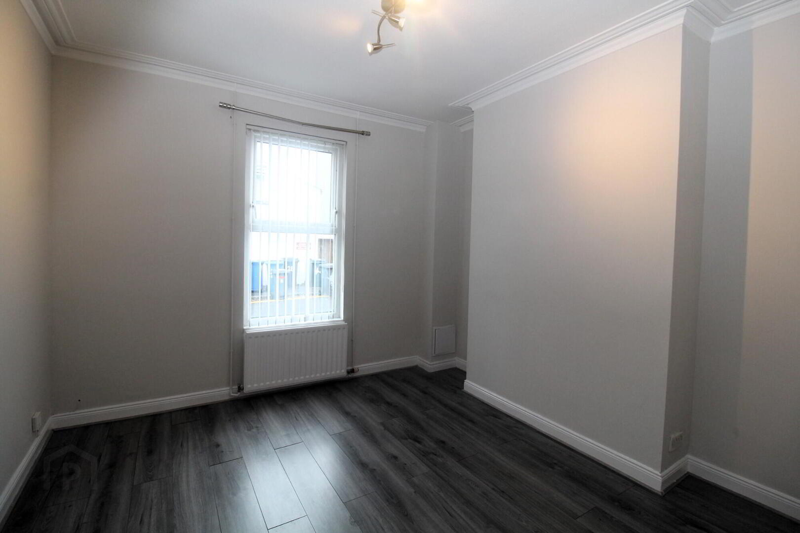 property description image