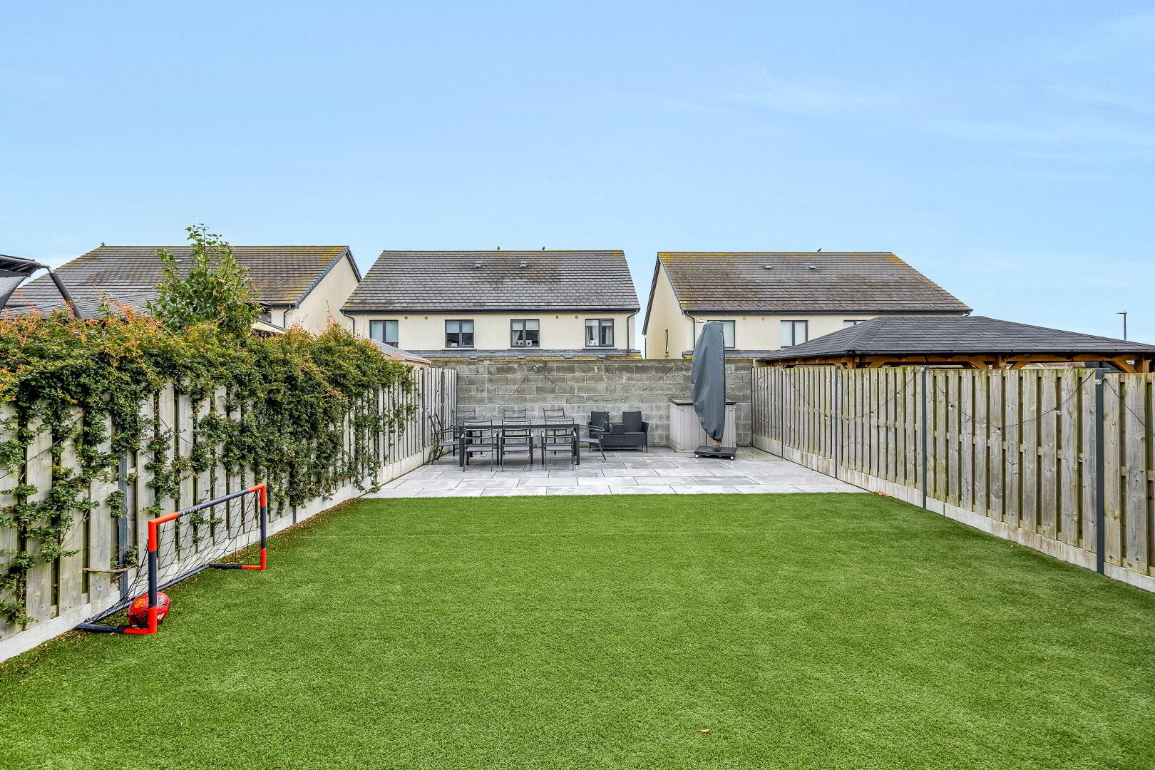 36 Knightsgate Avenue 23 of 24
