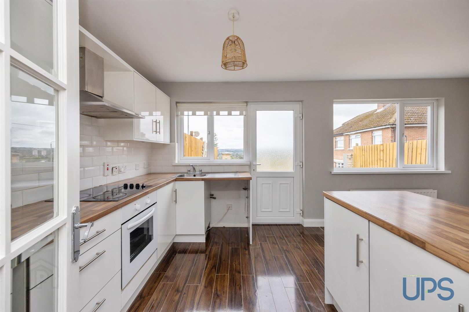 8 Hillhead Heights 6 of 31