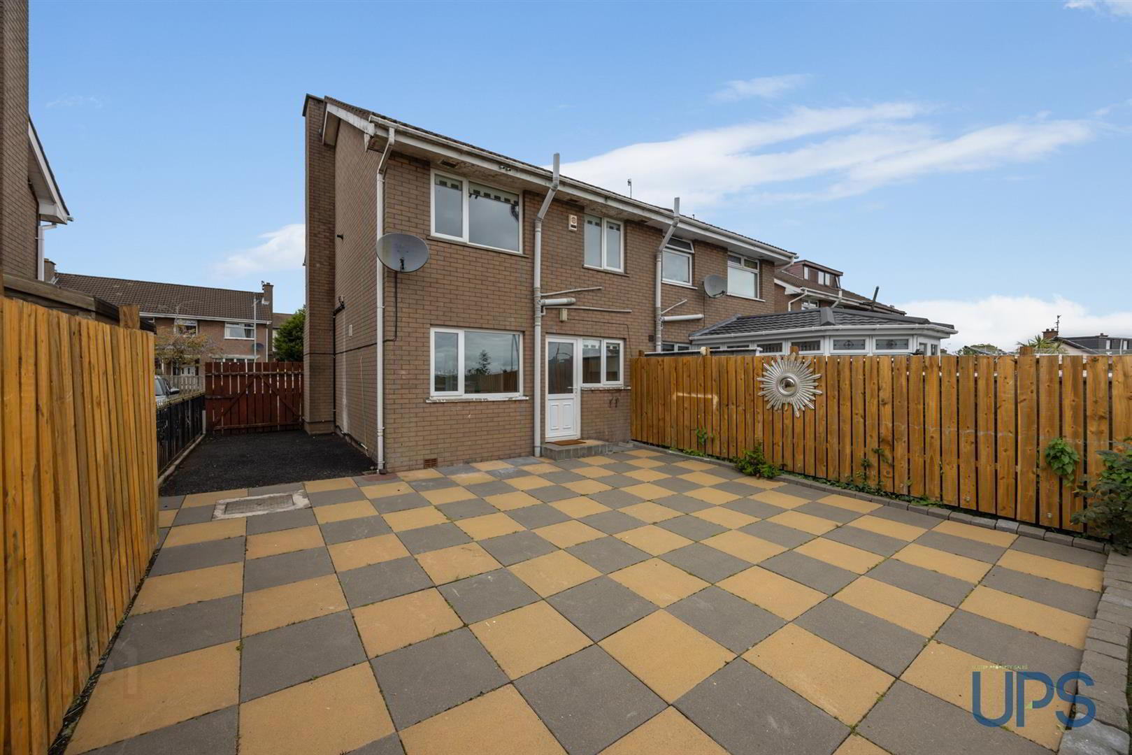 8 Hillhead Heights 28 of 31