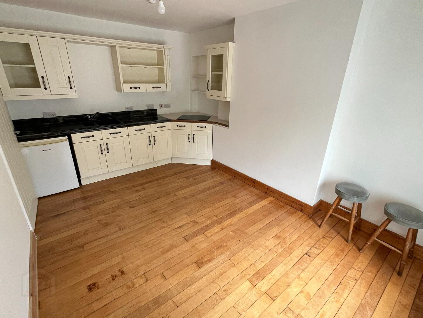 1j Terrace View 5 of 14