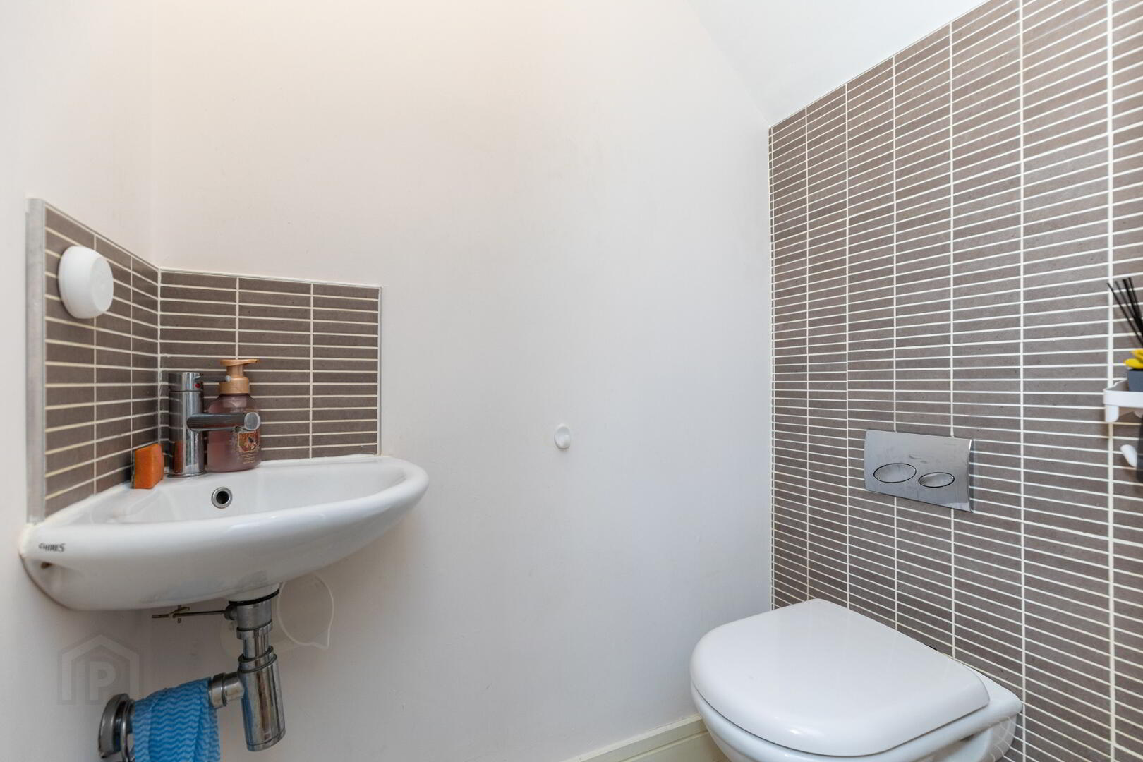 3.04 The Arc, 2d Queens Road 10 of 10