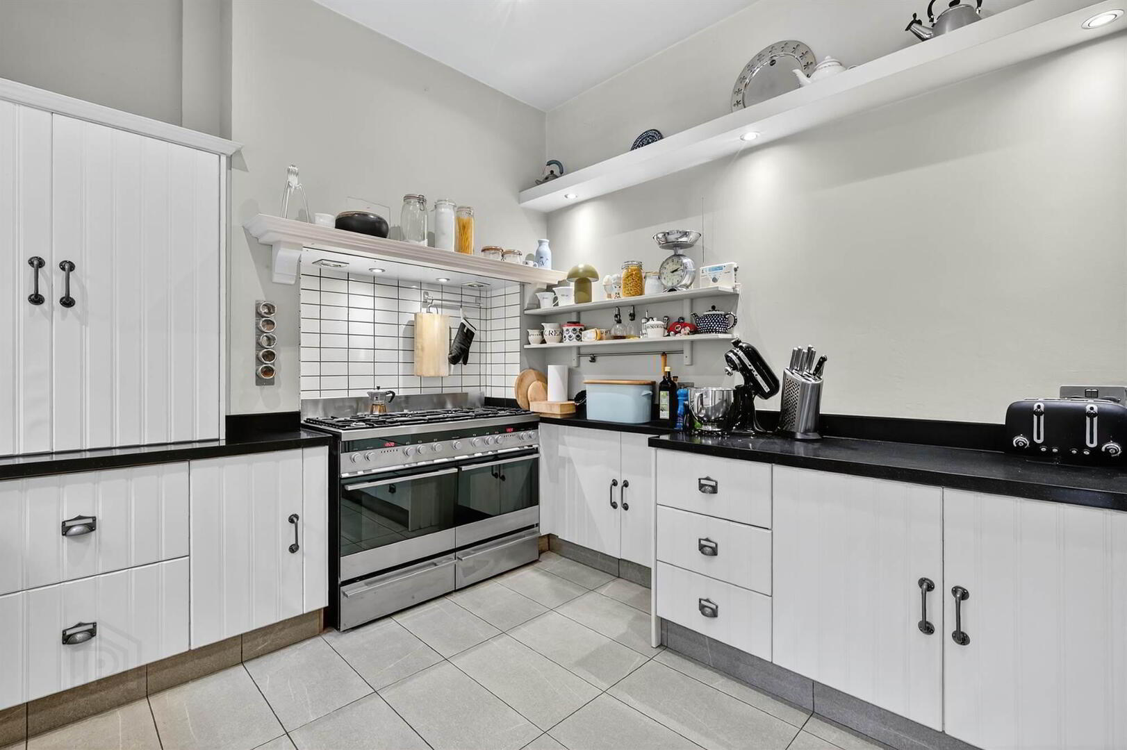 79 Osborne Park 9 of 27