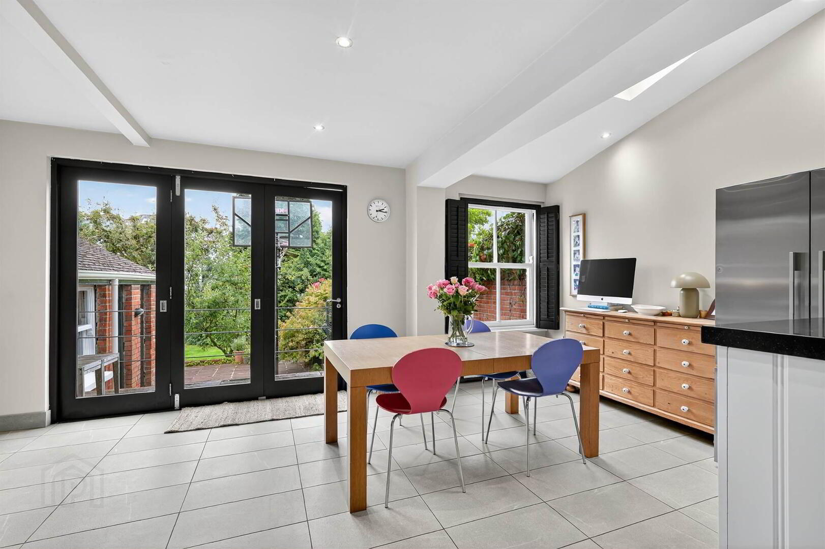 79 Osborne Park 10 of 27