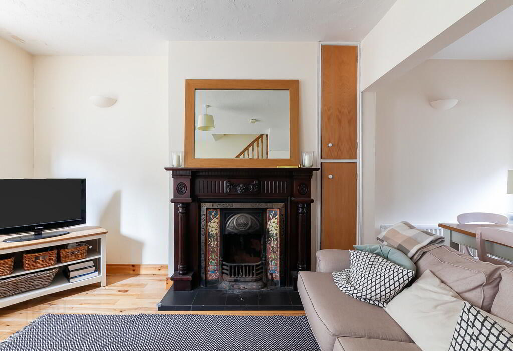 Adelaide Cottages, 21 Rathcool Street 5 of 12