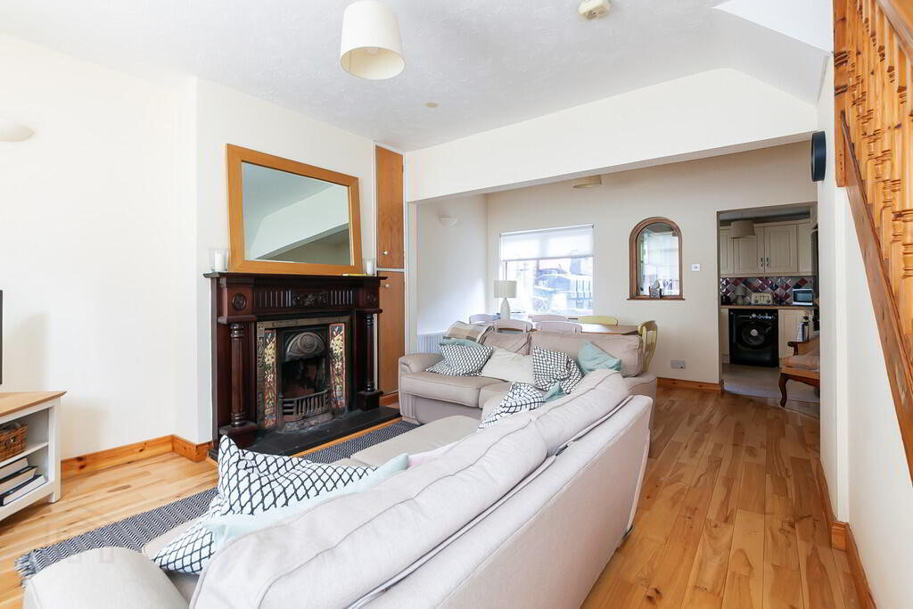 property description image