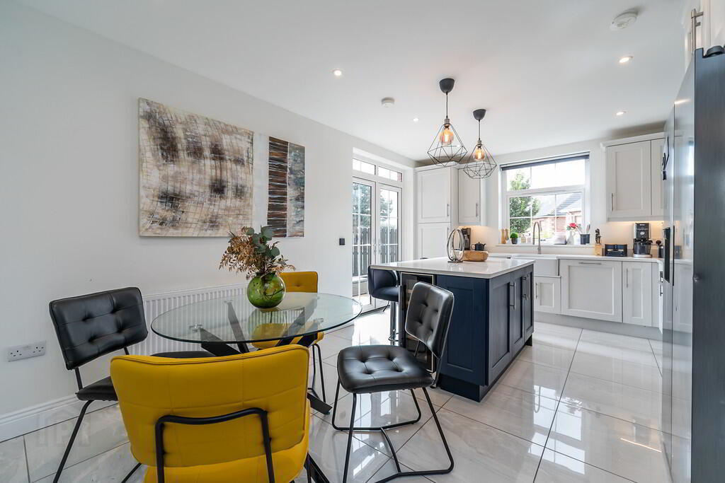 52 Governors Gate Demesne 10 of 37