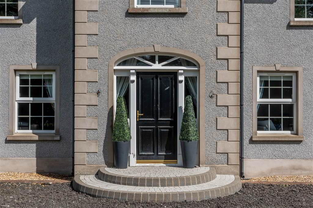 112 Glebe Road 3 of 52