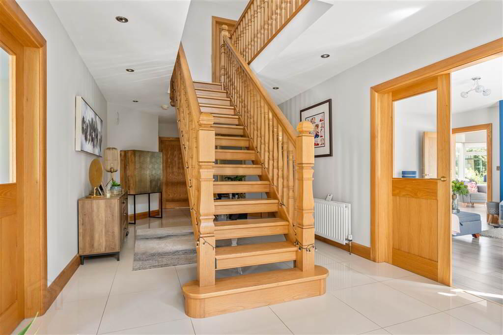 112 Glebe Road 4 of 52