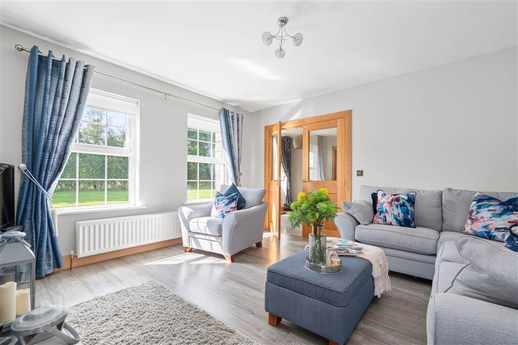 112 Glebe Road 8 of 52
