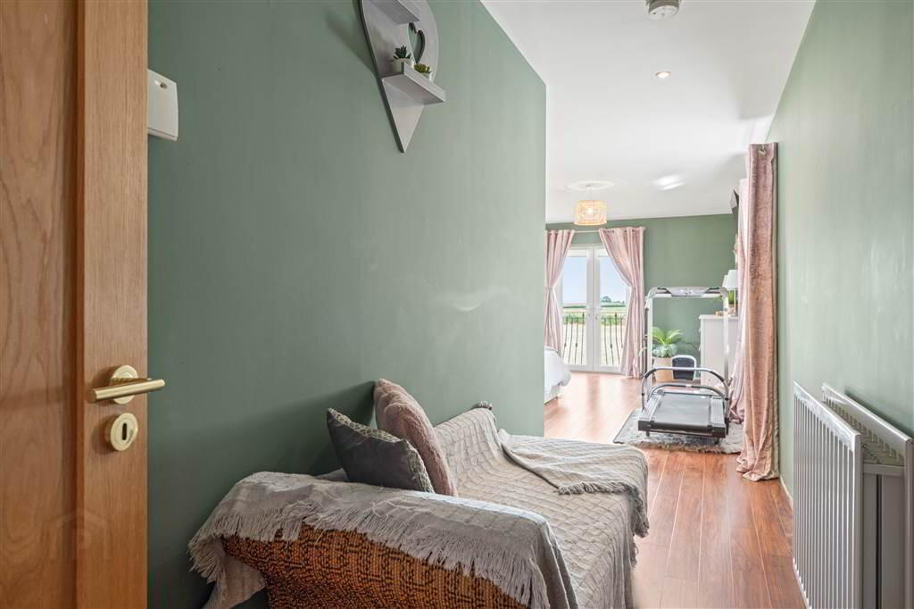 112 Glebe Road 29 of 52