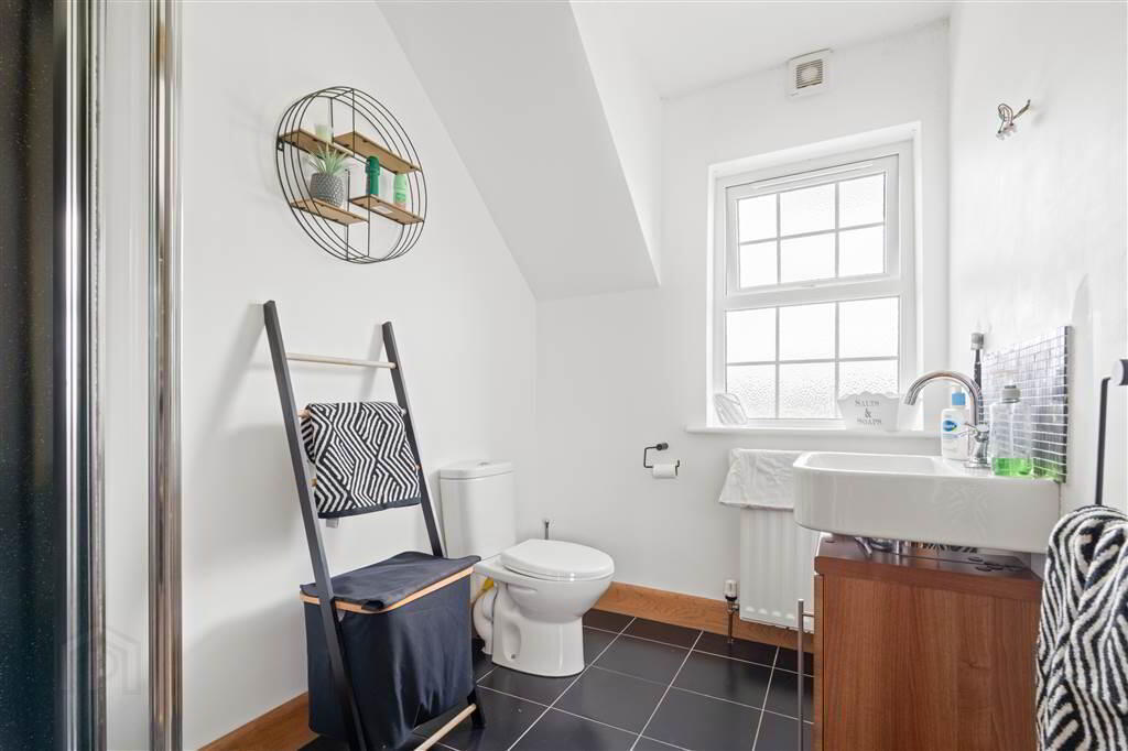 112 Glebe Road 34 of 52
