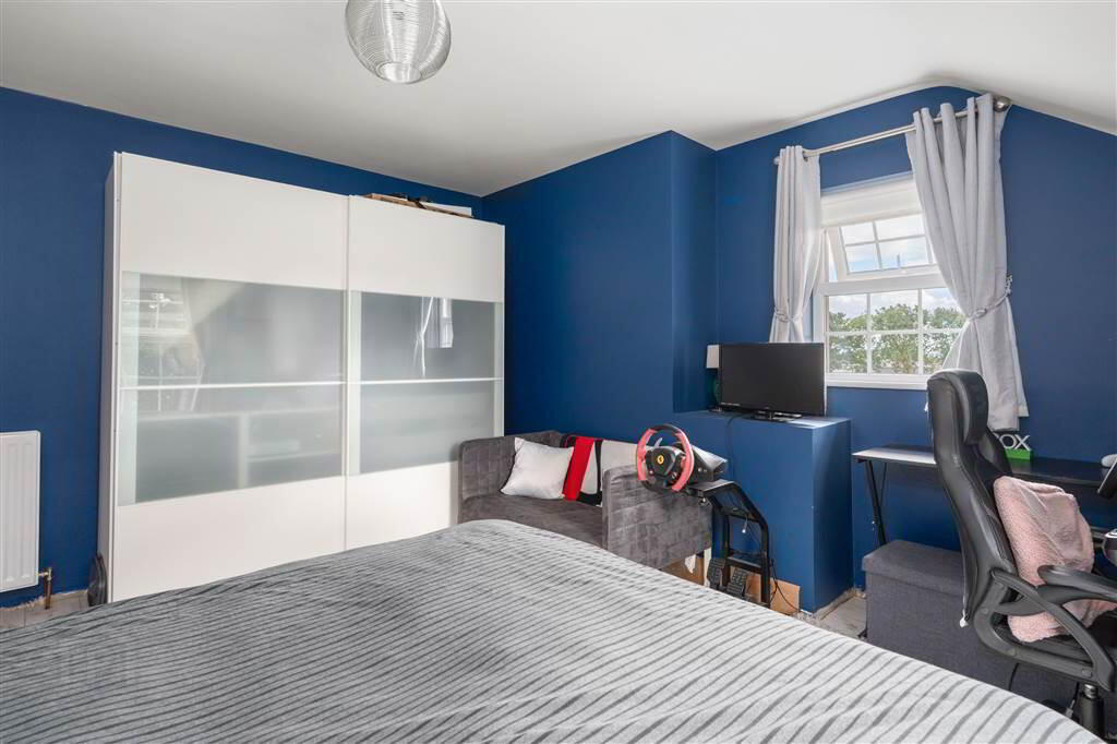 112 Glebe Road 37 of 52