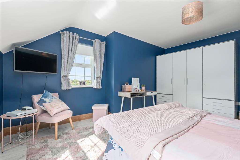 112 Glebe Road 40 of 52