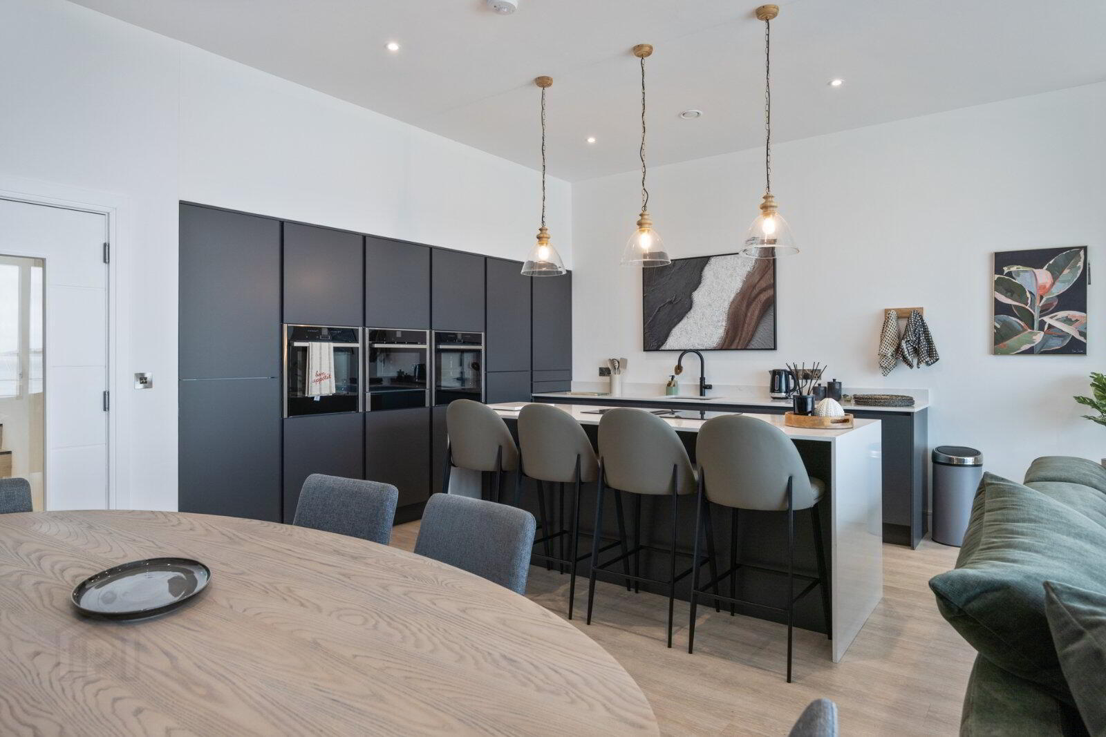 55a Causeway Street 11 of 35