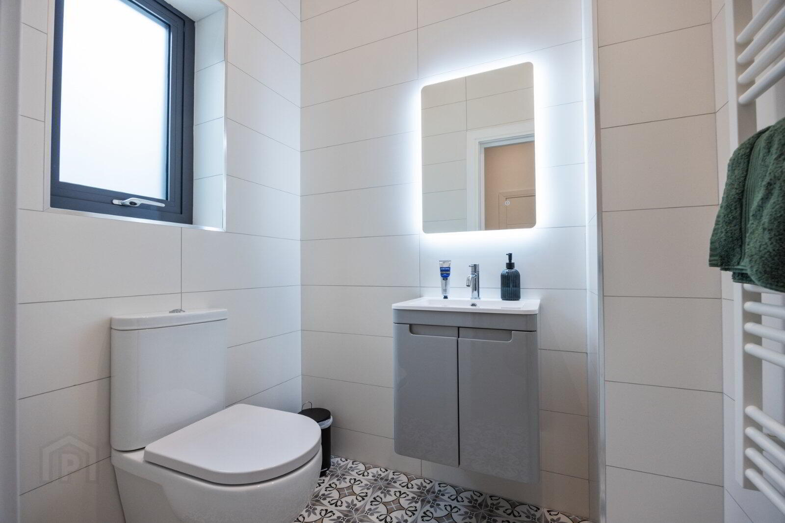 55a Causeway Street 14 of 35