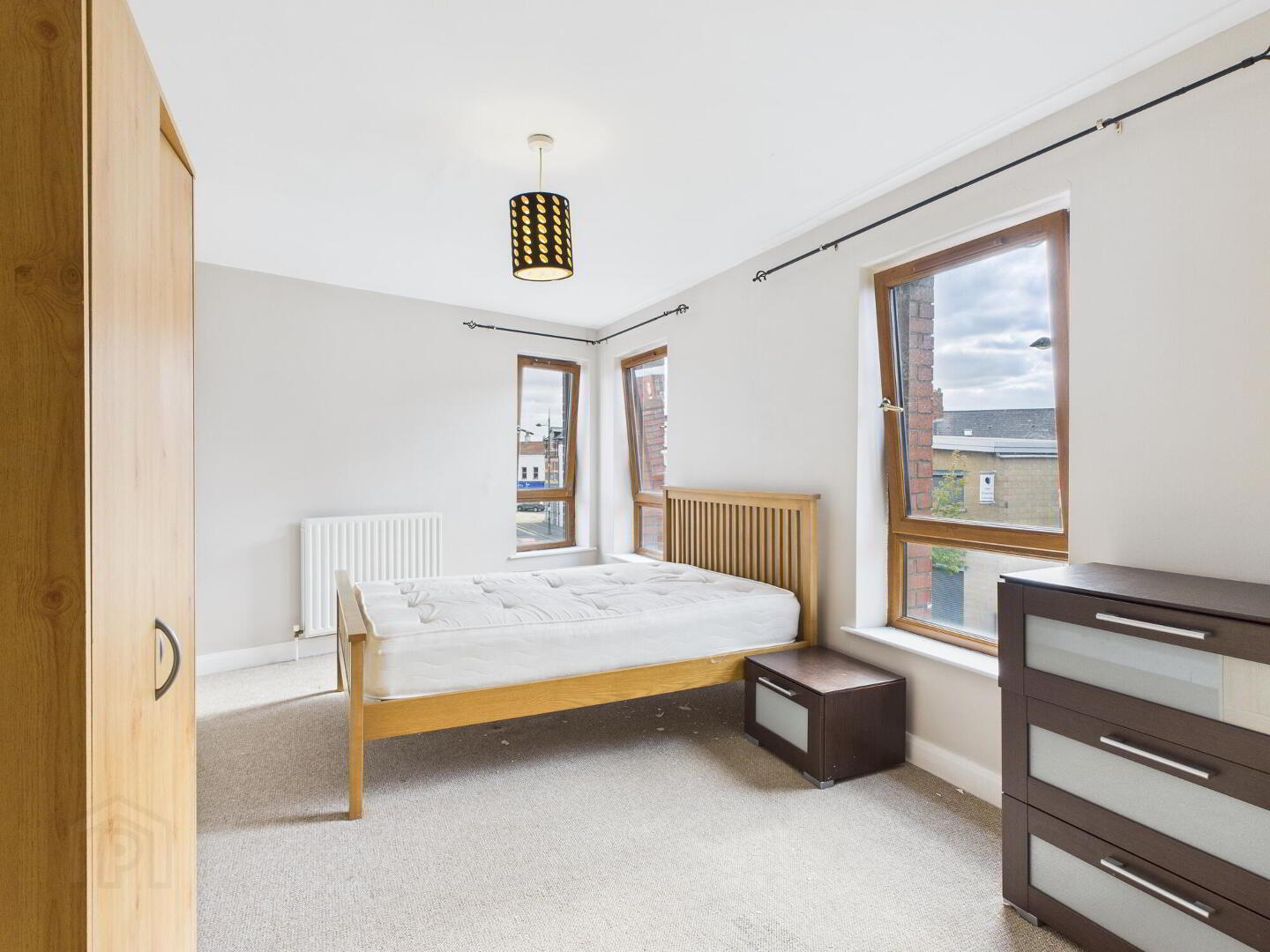 114 Templemore Avenue 8 of 10