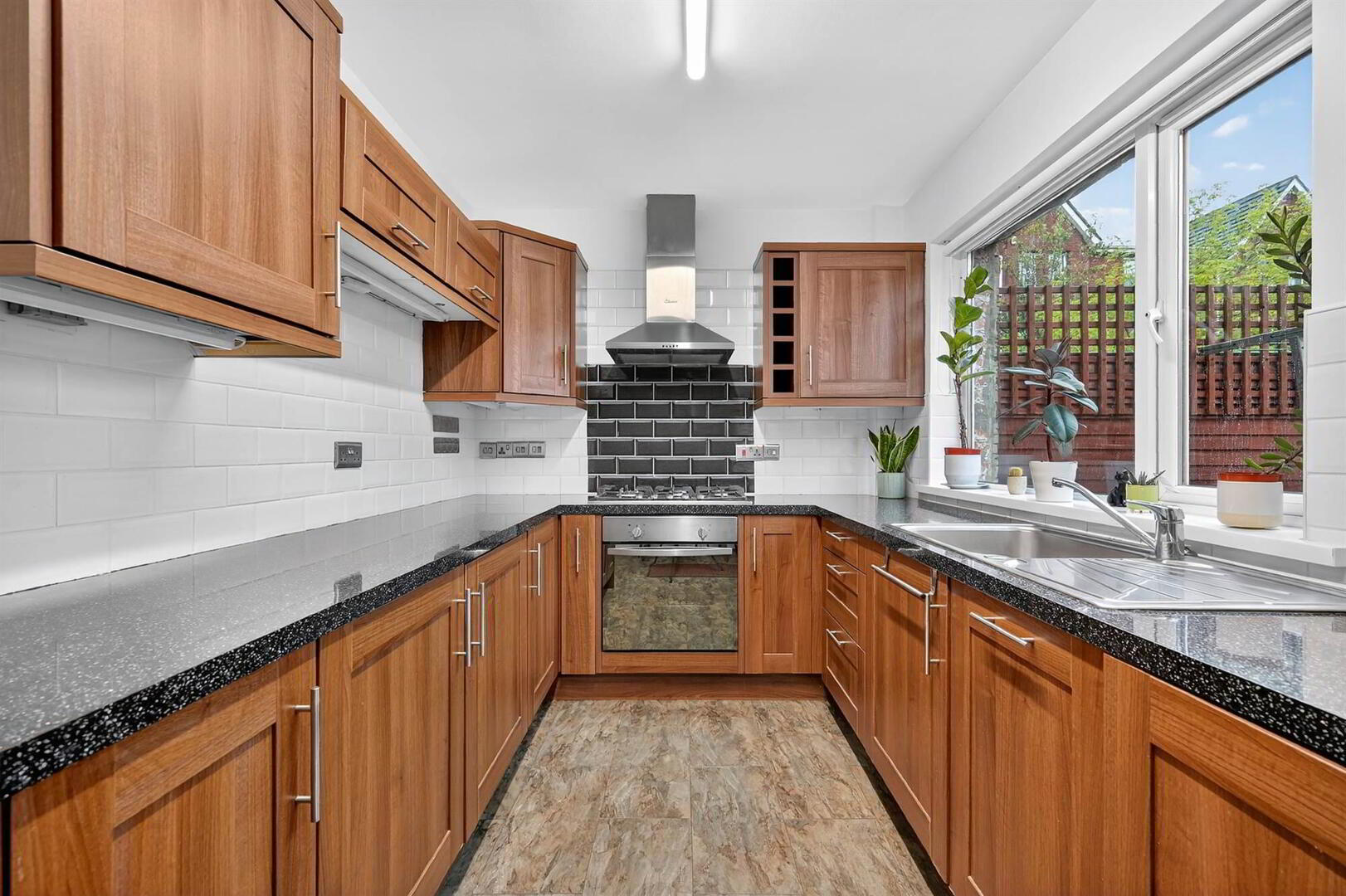 9 Northbrook Gardens 5 of 13