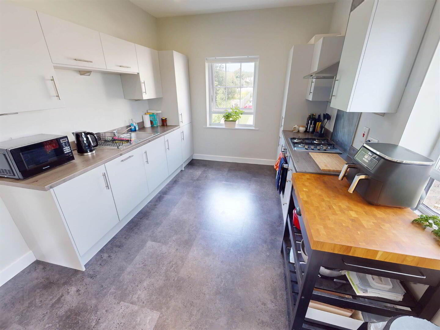 Apartment 6 47 Ayrshire Road 7 of 18