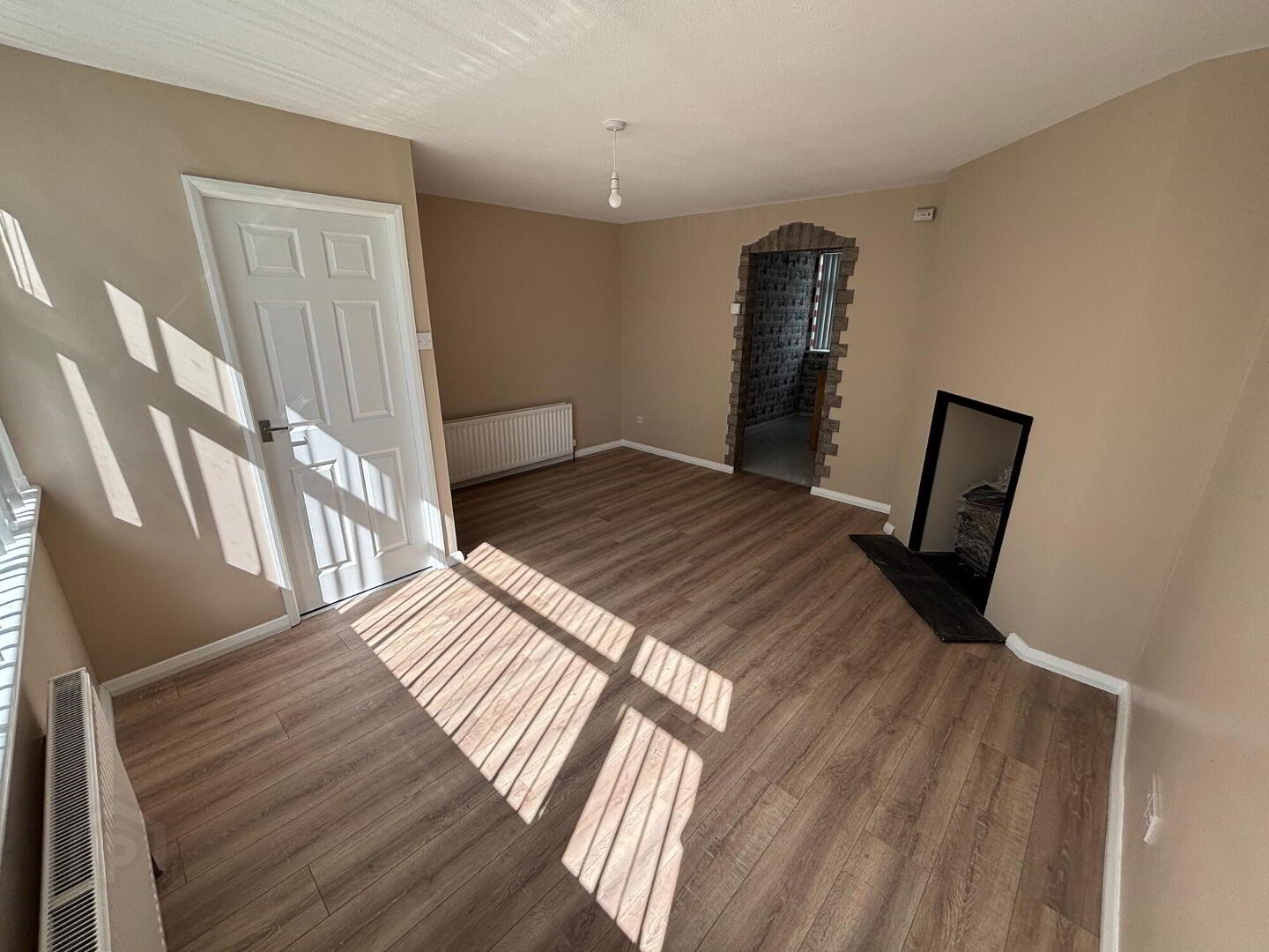 property description image