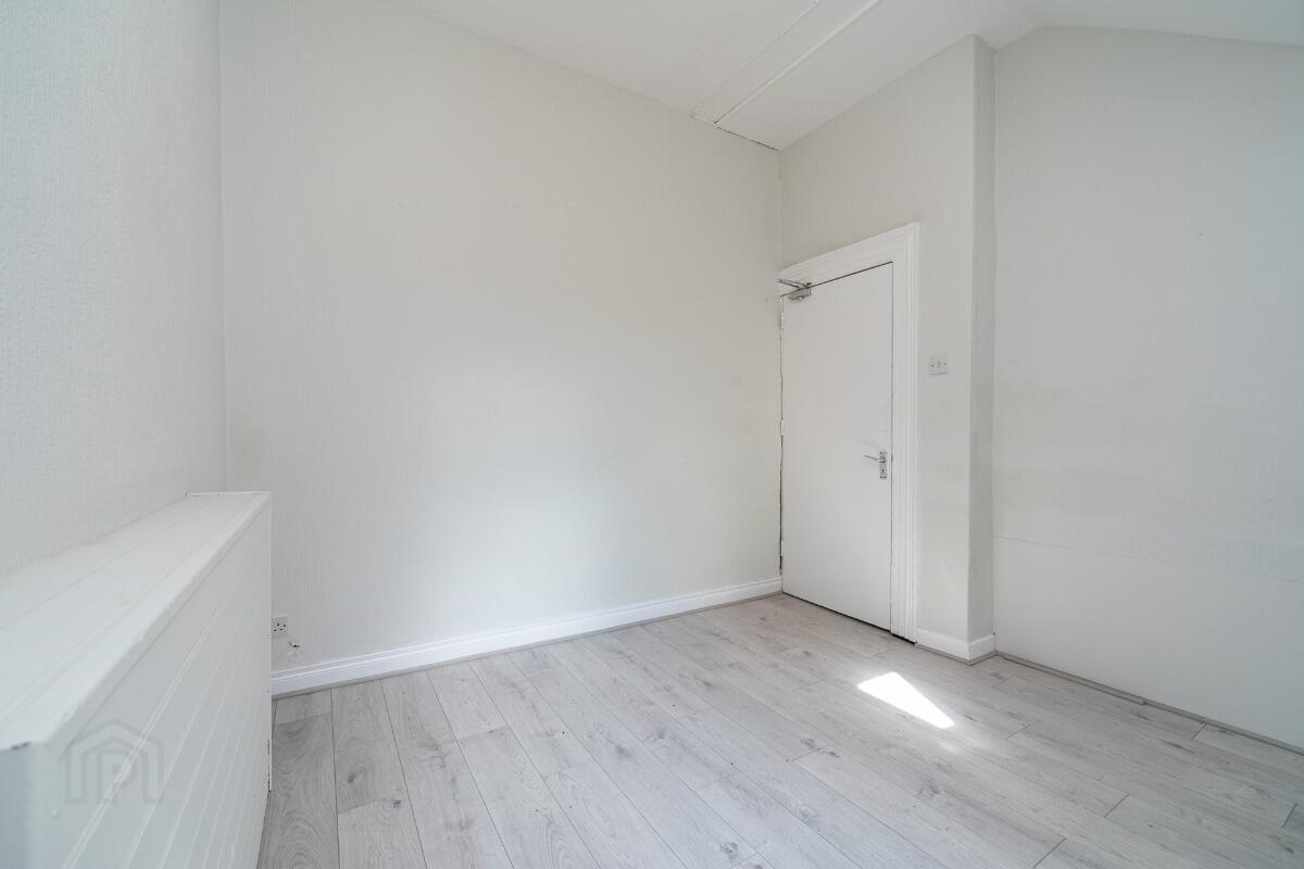 124 Agincourt Avenue 5 of 26