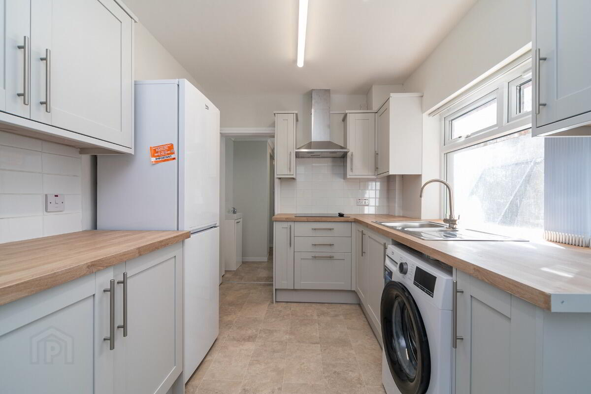 124 Agincourt Avenue 7 of 26