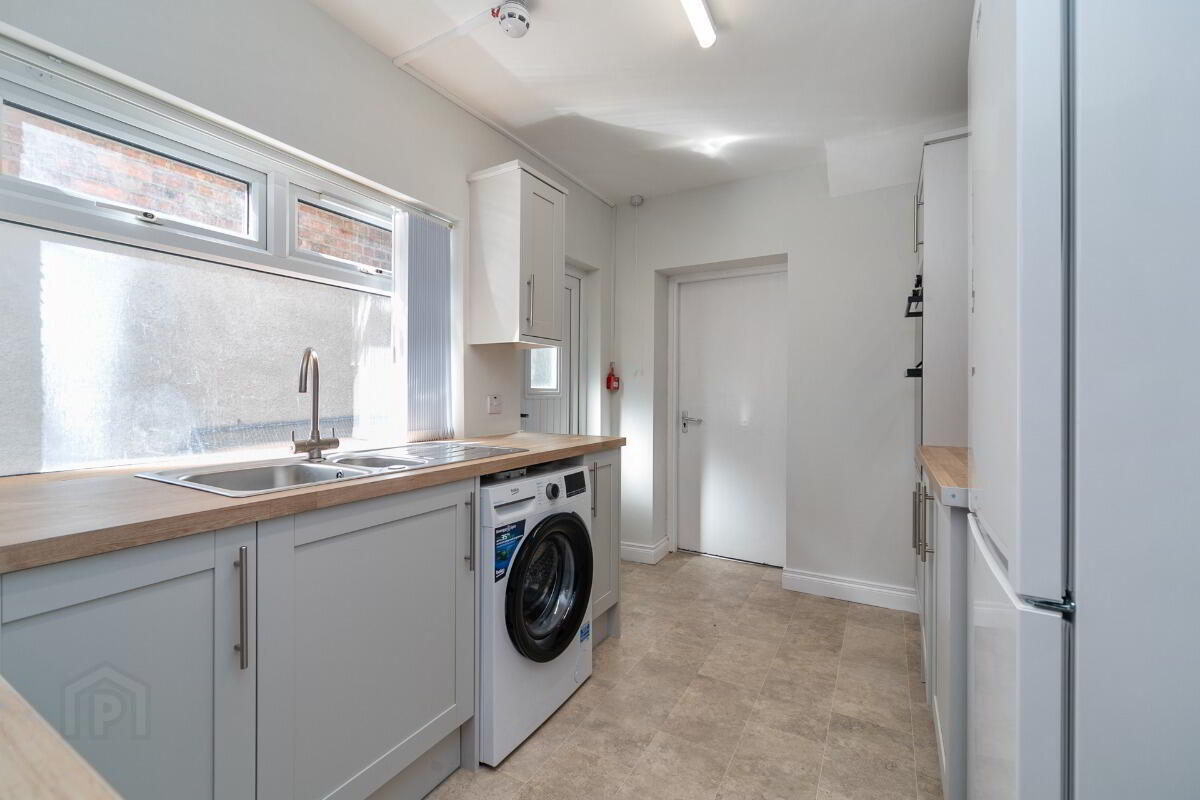 124 Agincourt Avenue 8 of 26