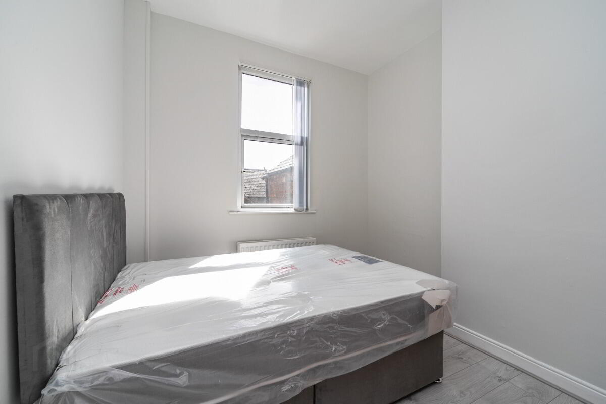 124 Agincourt Avenue 21 of 26