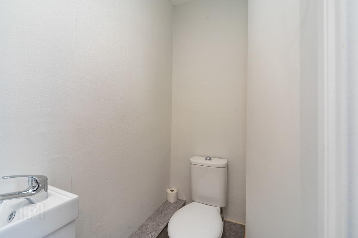 124 Agincourt Avenue 19 of 26