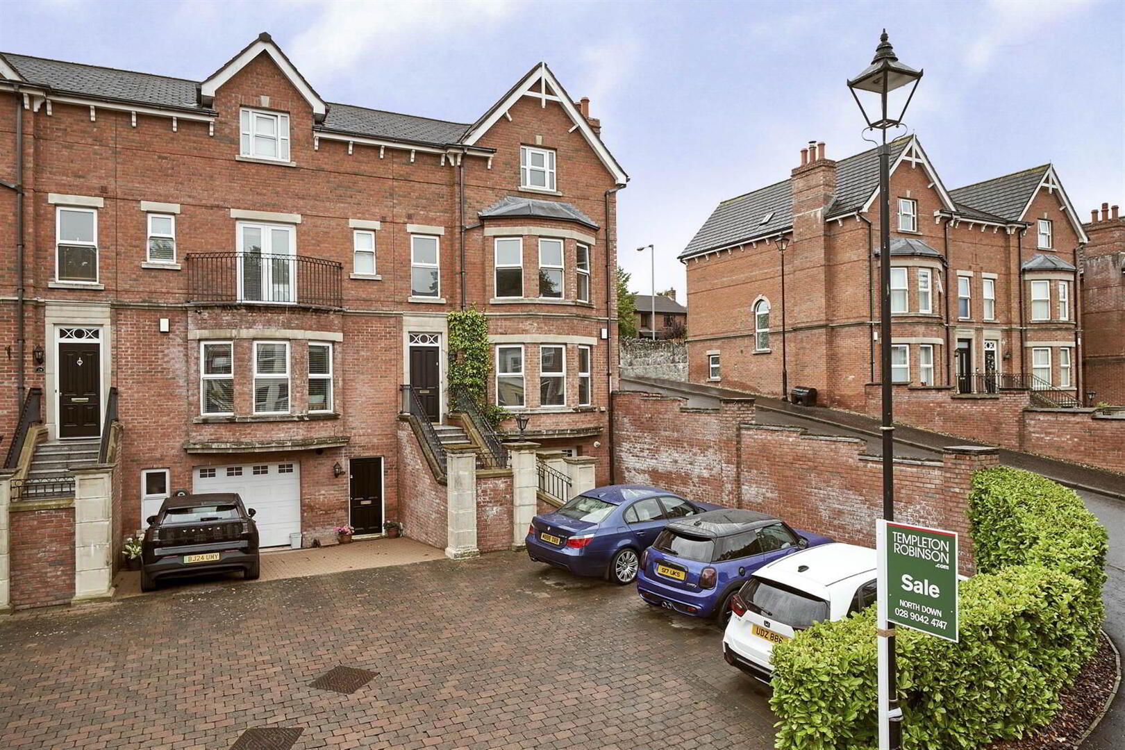 26 Demesne Gate 1 of 25