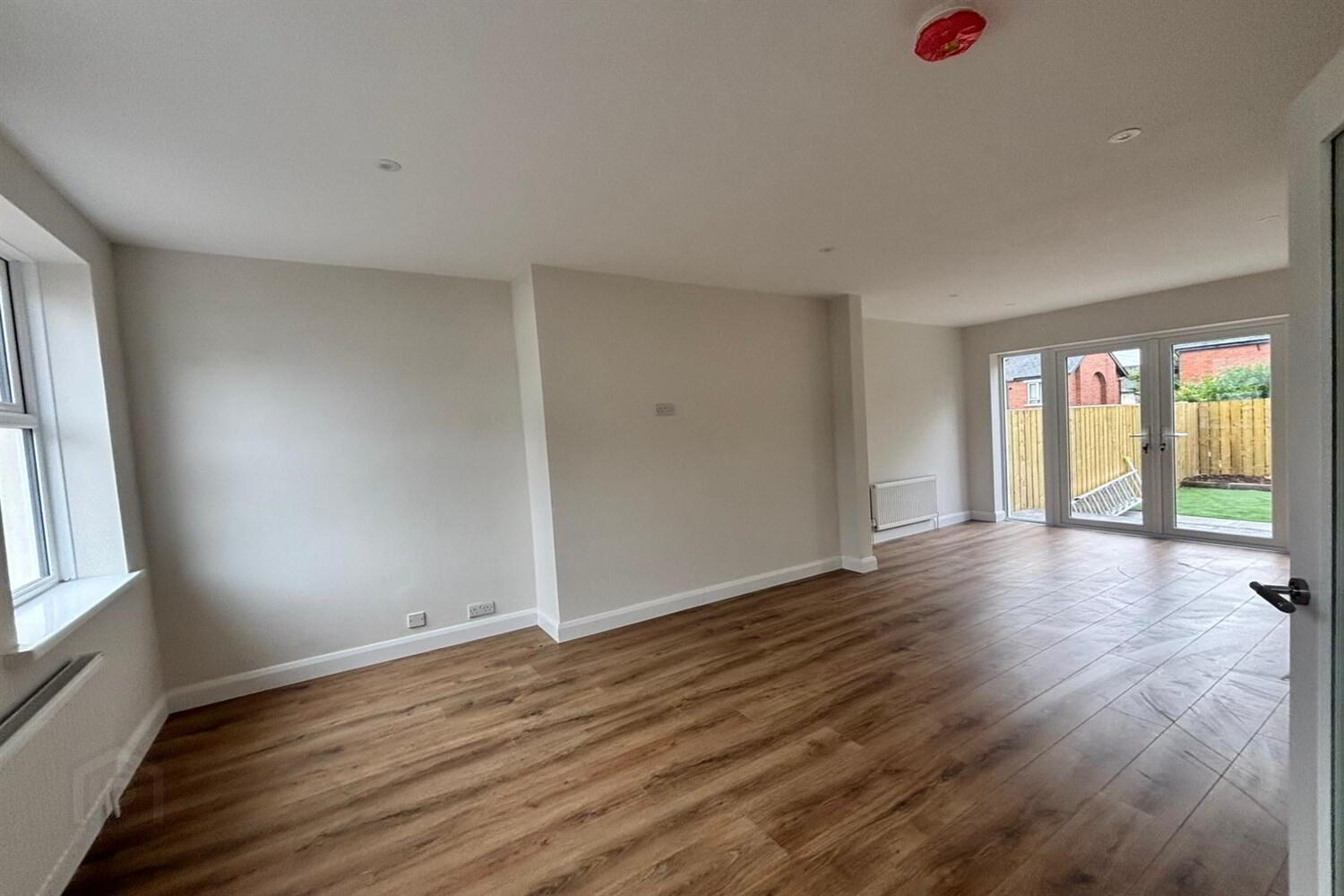 80 Cliftondene Crescent 6 of 21