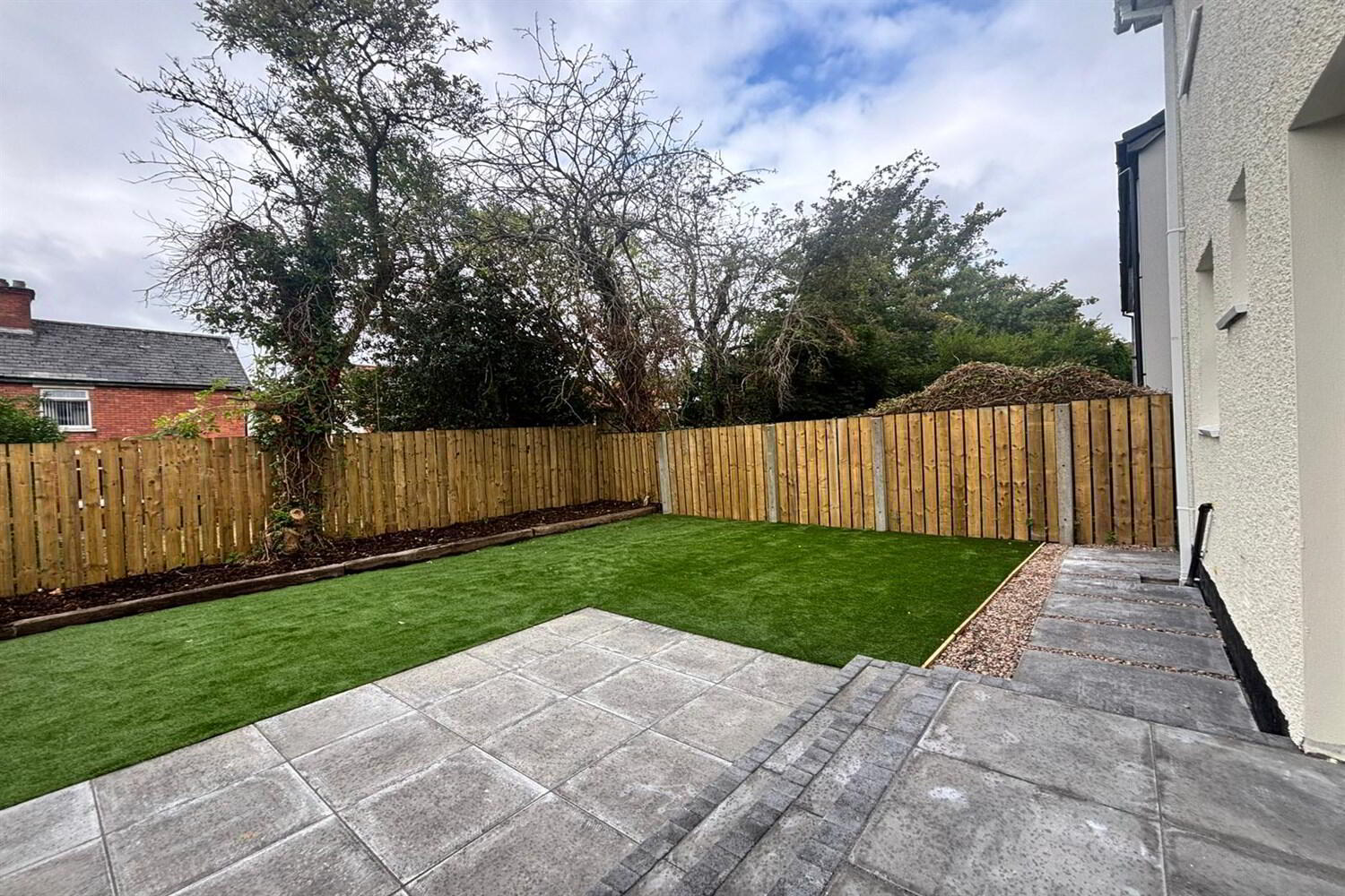 80 Cliftondene Crescent 19 of 21