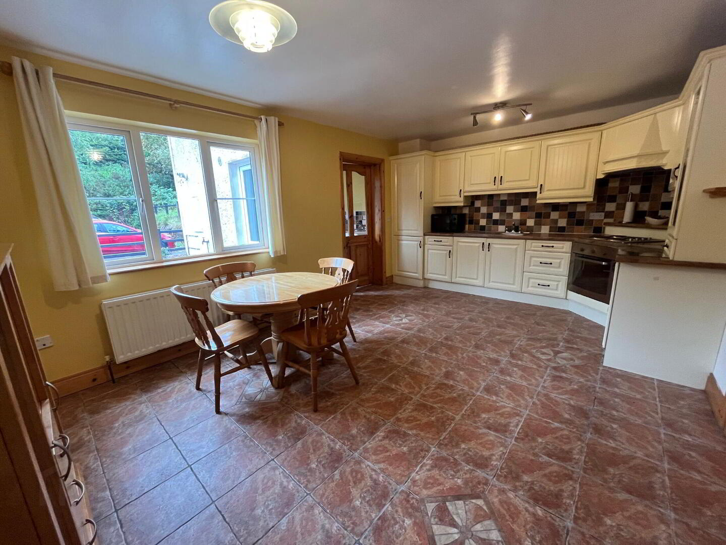 No. 60 Creamery Road 8 of 34