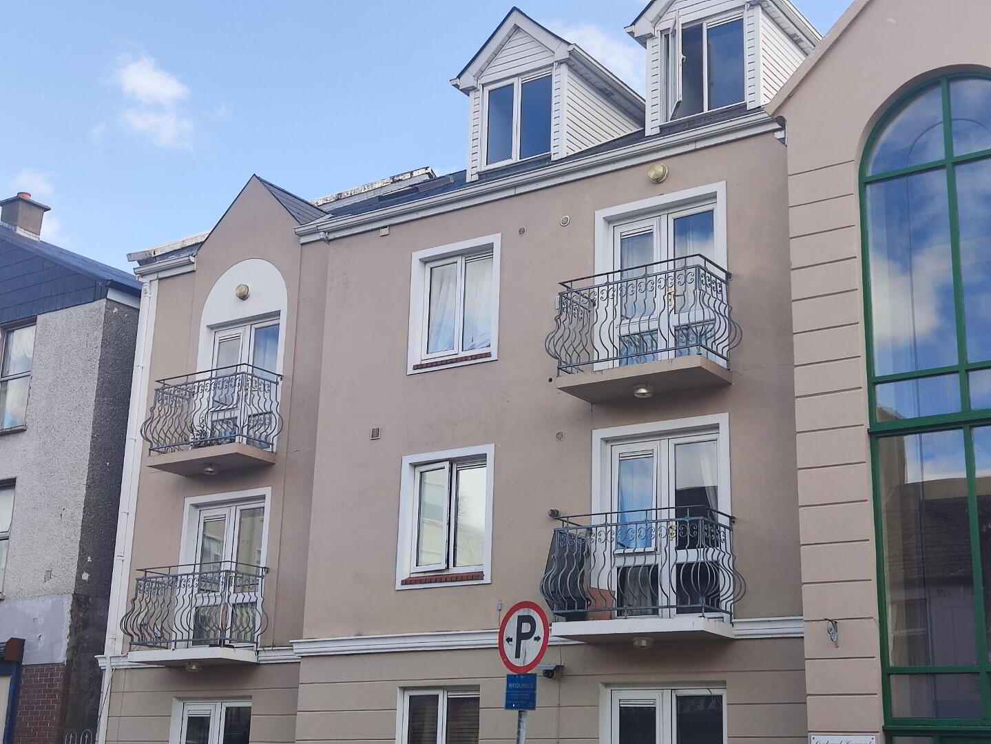 property description image