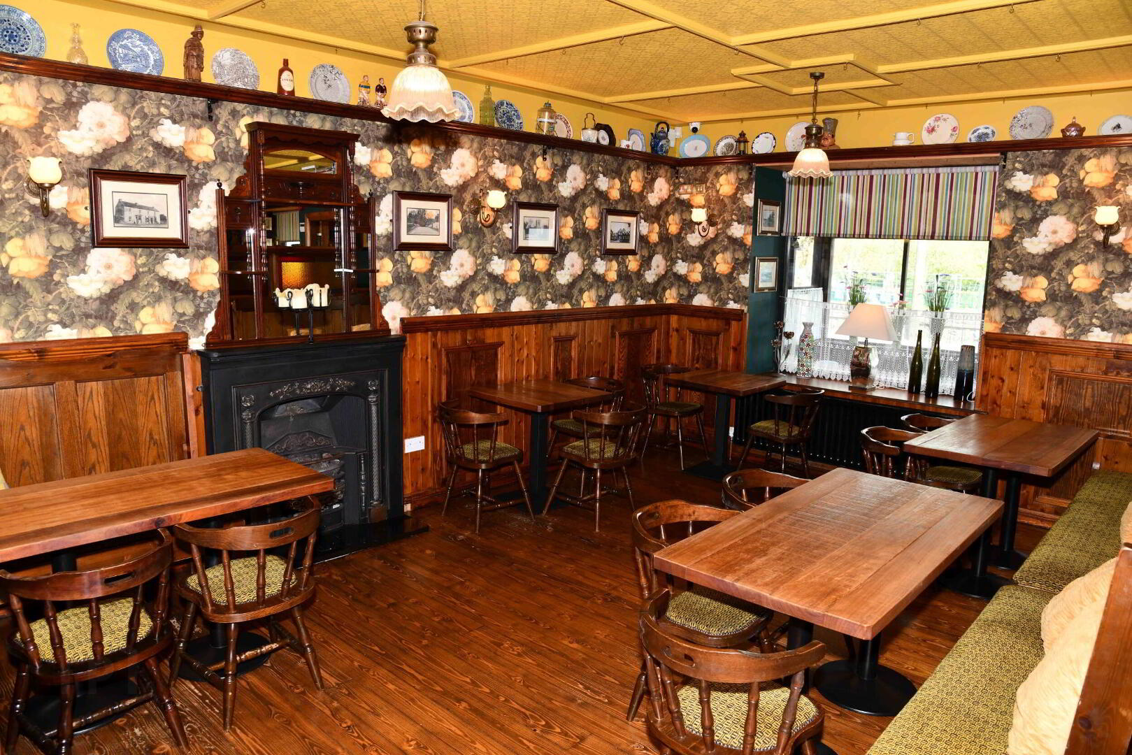 Finn's Bar & Restaurant 28 of 88